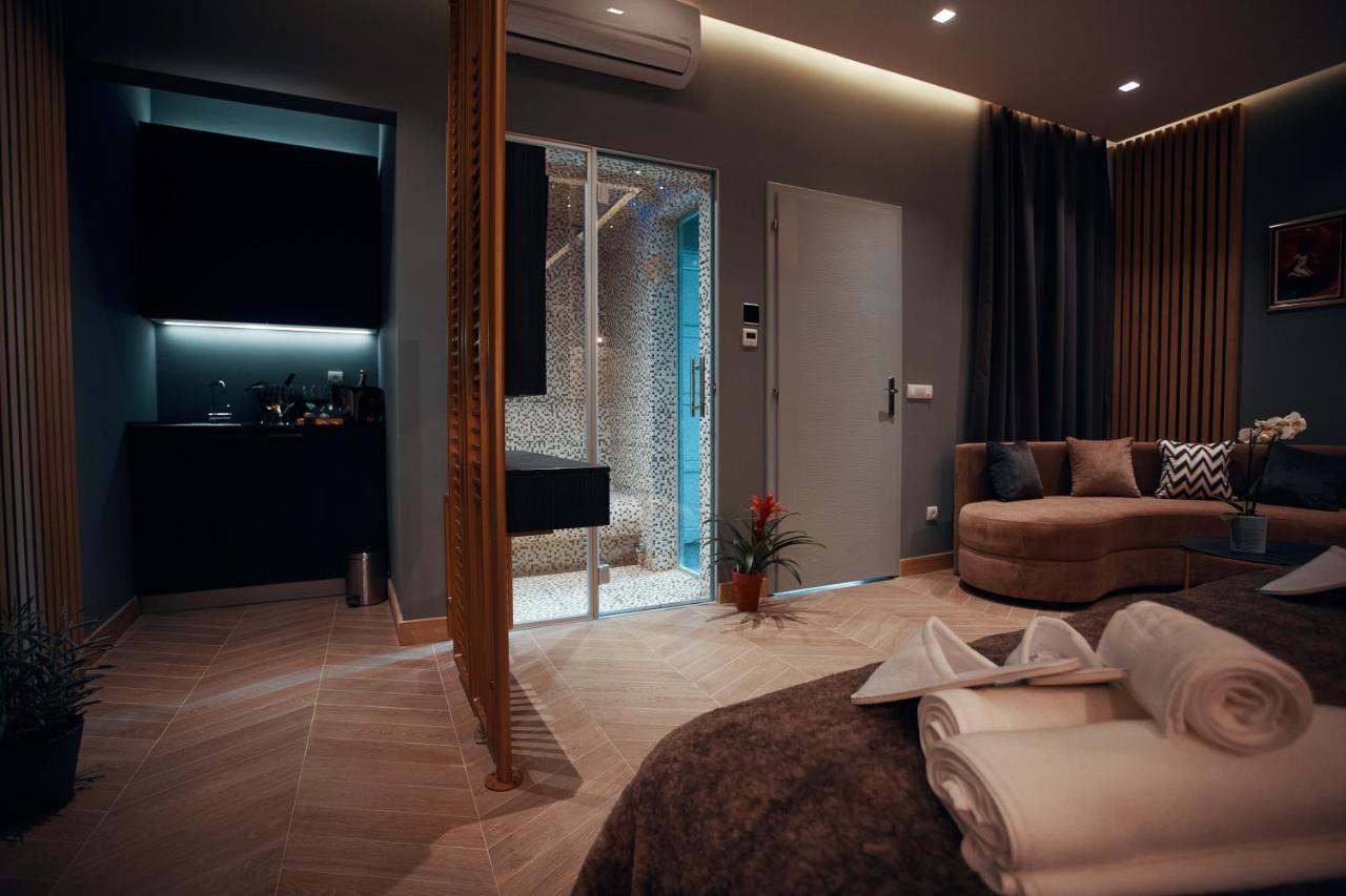 Monza Mirror Apartment Kikinda Bagian luar foto