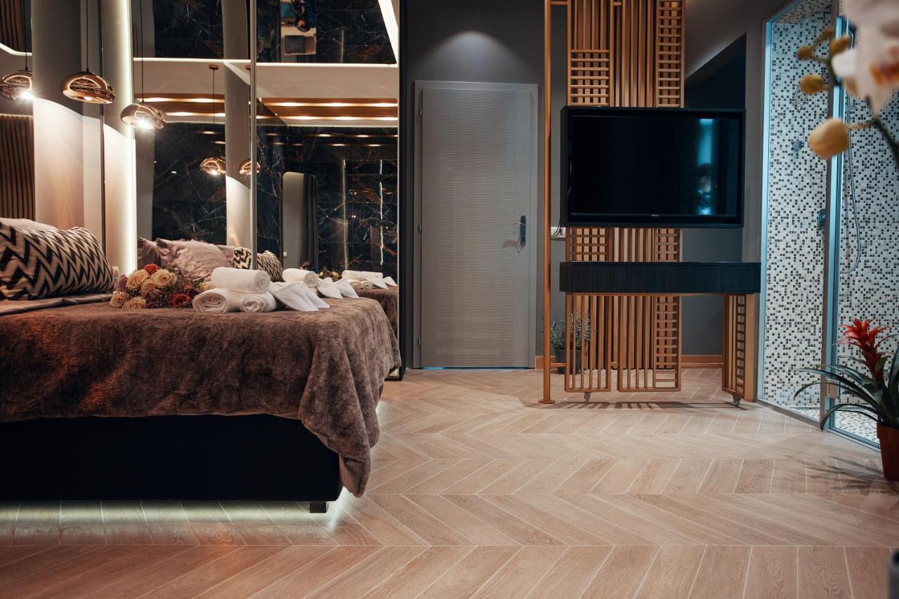 Monza Mirror Apartment Kikinda Bagian luar foto